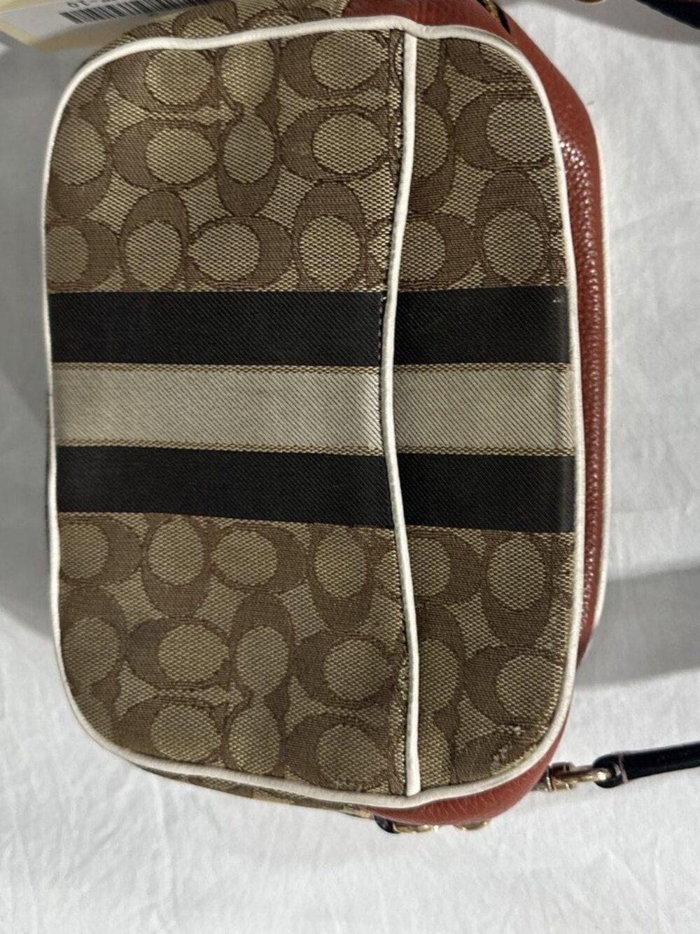 Coach Mini Dempsey Camera - Picture 2 of 9